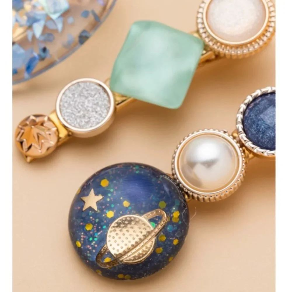 3 for $35 /3 pieces hairpin with artificial pearl.